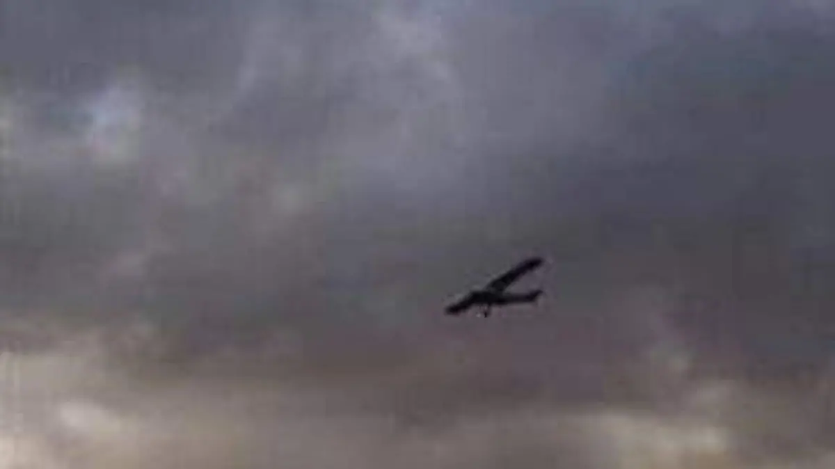 Las avionetas aparecen cuando se acerca la lluvia.  Cortes_a Consejo Ambiental SJR.